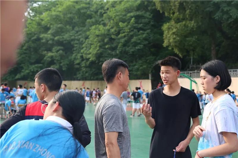 桂林篮球组队比赛规则是什么_桂林篮球_桂林组队篮球规则比赛是几号球