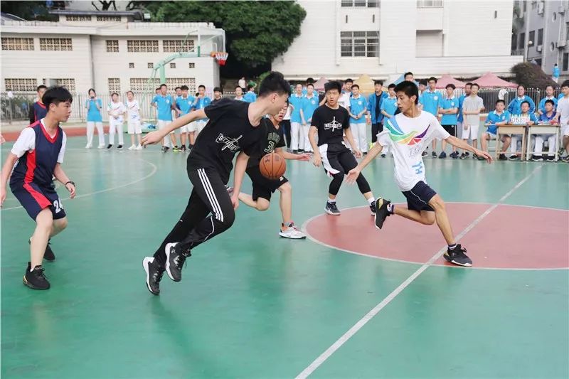 桂林组队篮球规则比赛是几号球_桂林篮球组队比赛规则是什么_桂林篮球
