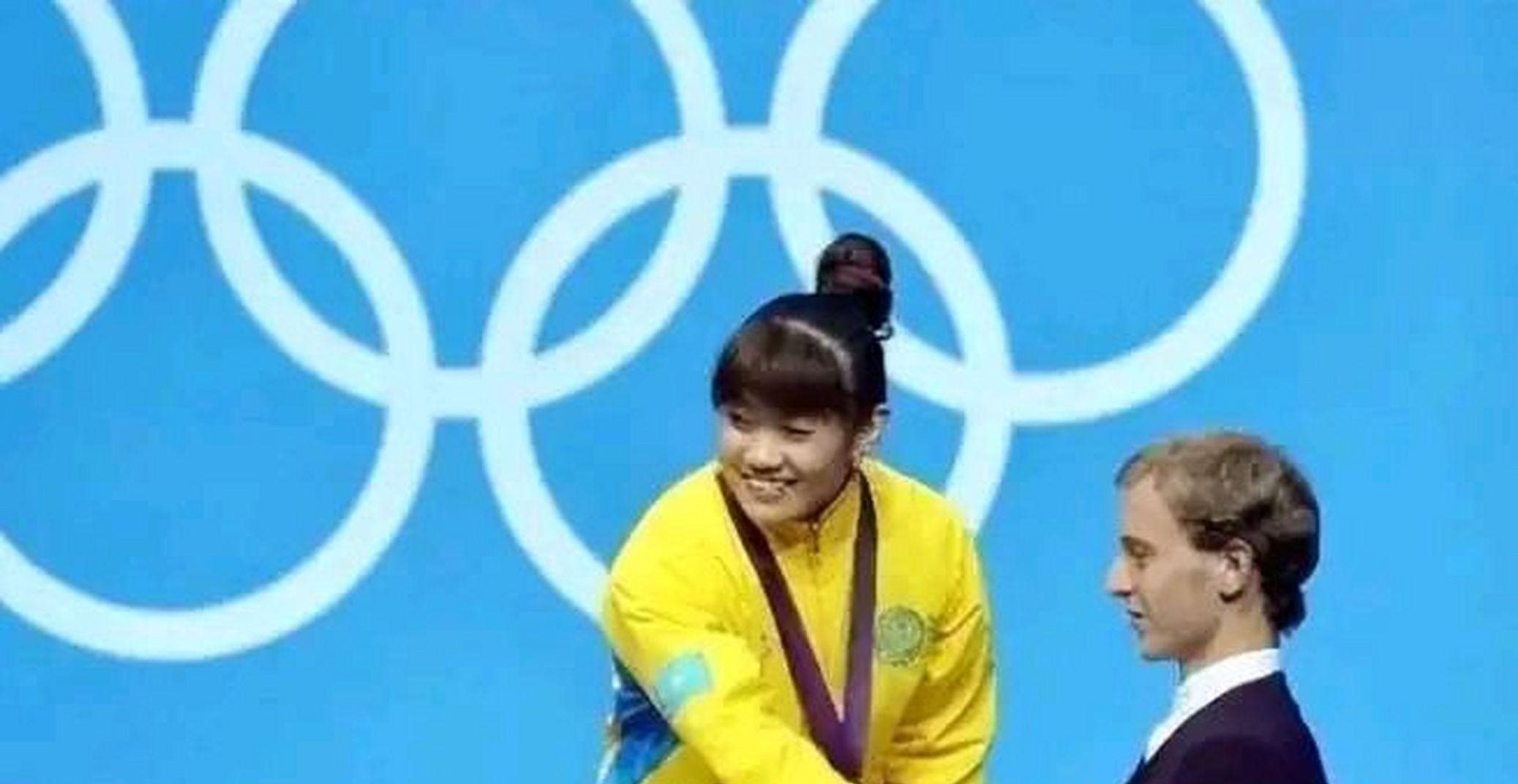 举重姚丽现在怎么样啦_举重冠军姚丽现在的下场_举重姚丽事件真相