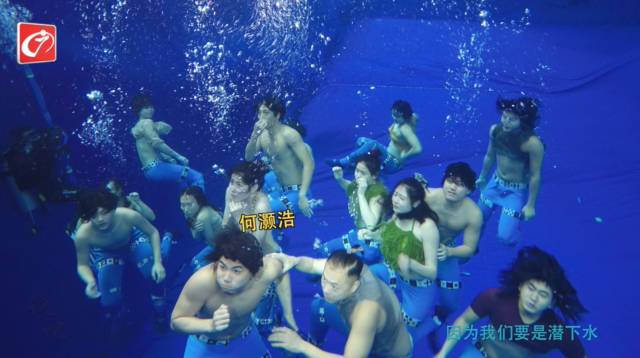 广州游泳女运动员冠军是谁_广东游泳女运动员_广州游泳比赛冠军