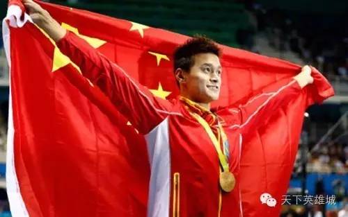 举重冠军退役后_国外退役举重冠军训练_退役国外举重冠军训练多少钱