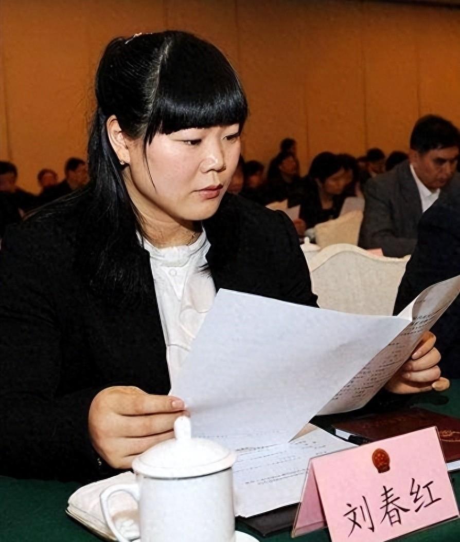 退役国外举重冠军训练视频_国外退役举重冠军训练_退役国外举重冠军训练多久