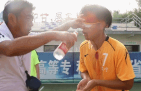 足球规则难吗_足球哪个规则最难判断_足球规则技巧