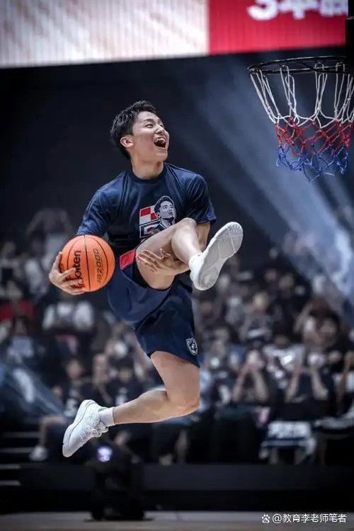 篮球上篮训练项目_篮球上篮技术要领_篮球上篮训练法有哪些规则