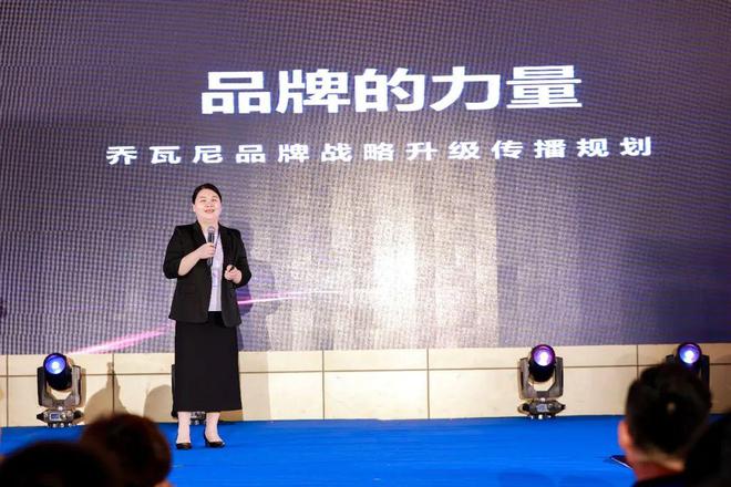 游泳世界冠军唐奕_代言游泳冠军唐奕是谁_游泳冠军唐奕代言