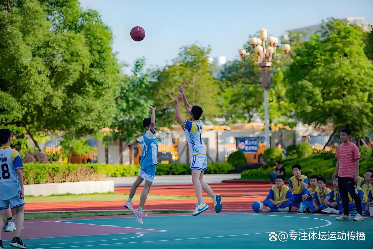单挑打篮球的规则_篮球两个人单挑叫什么_打篮球时两人单挑的规则